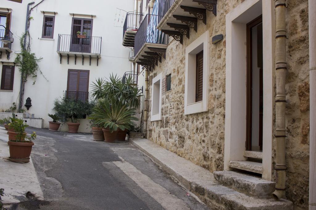 Exclusive Marina Apartment カステッランマーレ・デル・ゴルフォ エクステリア 写真