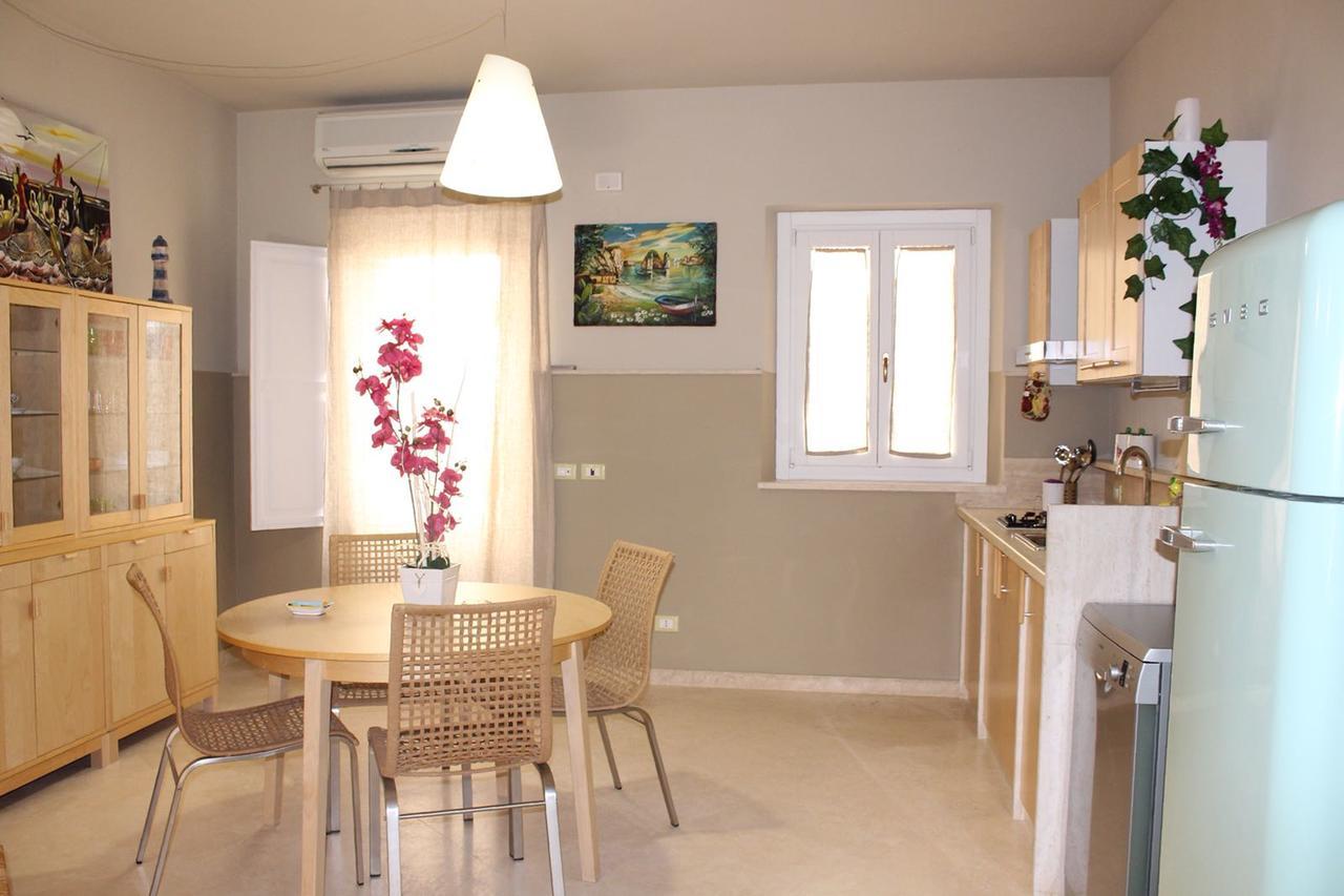 Exclusive Marina Apartment カステッランマーレ・デル・ゴルフォ エクステリア 写真