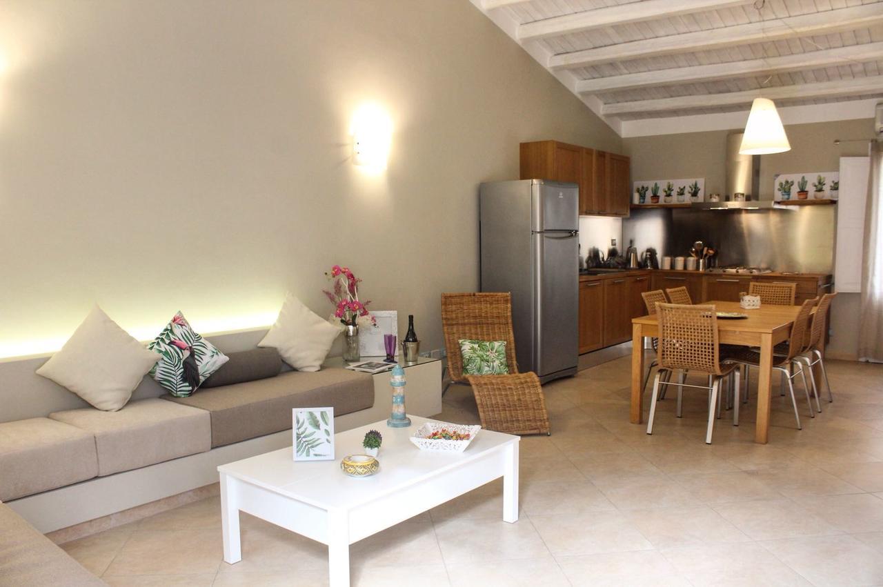 Exclusive Marina Apartment カステッランマーレ・デル・ゴルフォ エクステリア 写真